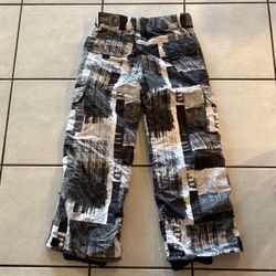 Youth Kids M 12/14 IceBurg Black and White Graphic Print Snow Pants
