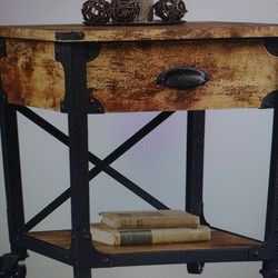 Sauder Side or End Table Brand New In Box ⭐⭐⭐