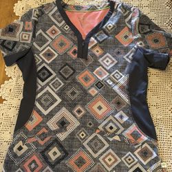 women’s scrub top