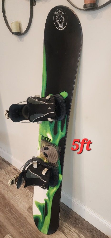 Snowboard READ DESCRIPTION