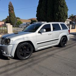 Jeep srt8