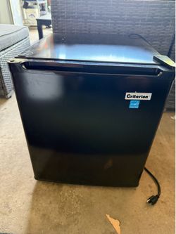 Mini fridge