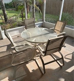 Patio Table and 4 Chairs