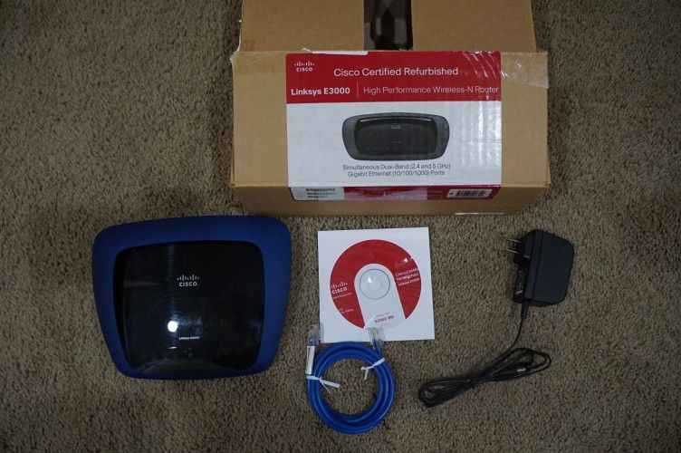 Linksys Network Equipment Package-- E3000 Wireless Router and Multiple Powerline Adapters