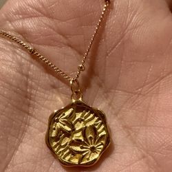 Lotus bloom dainty pendant charm gold necklace