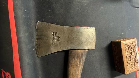 Vintage axe