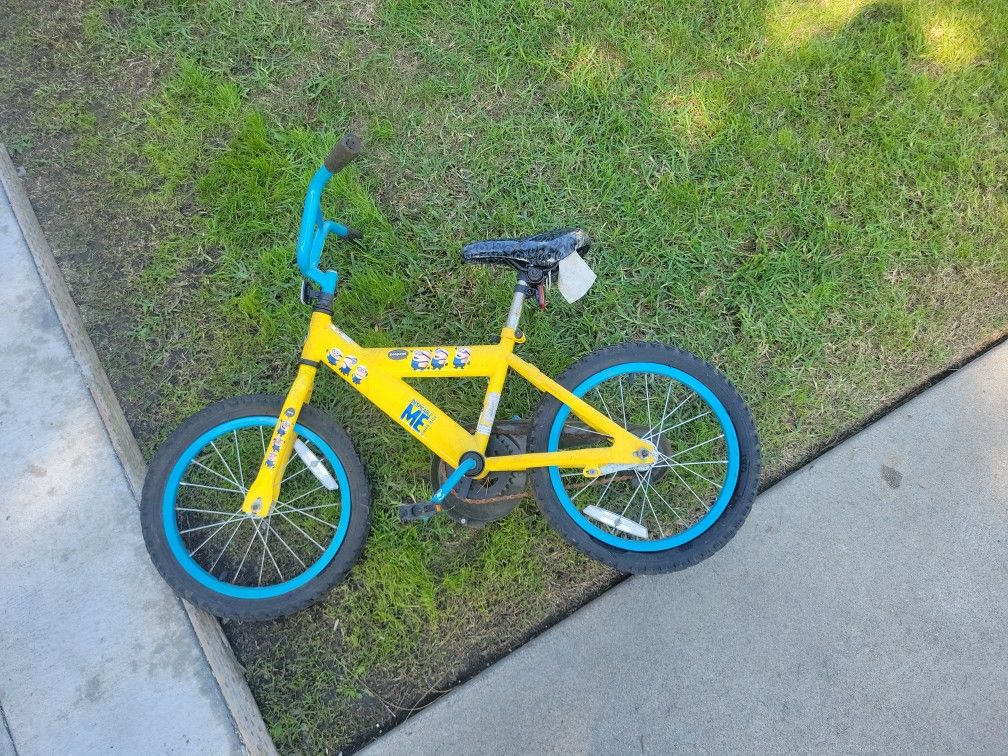 Little Kid Minion Bike
