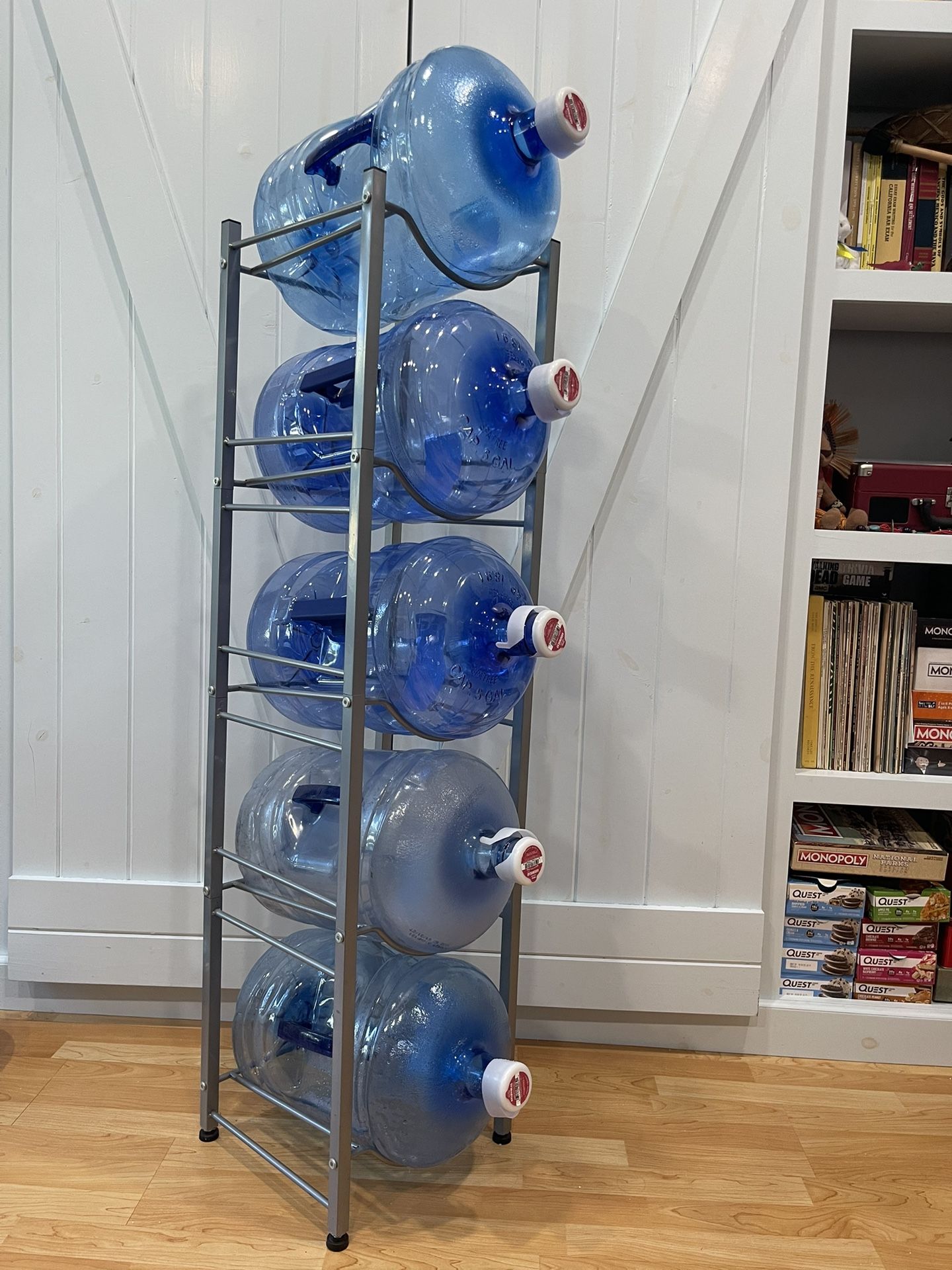 Water Jug Rack for Five 5-Gallon Bottles – Great Condition!