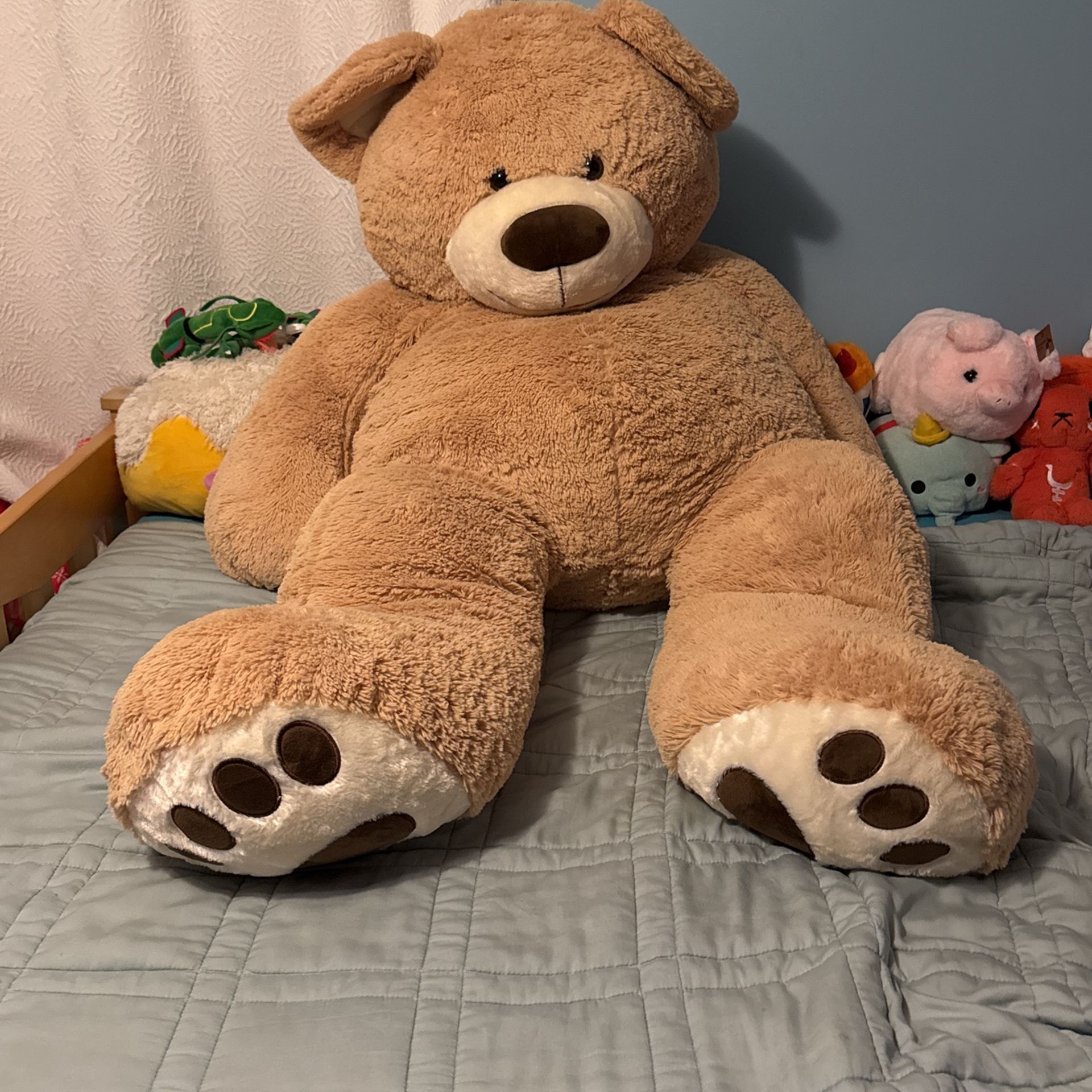 Giant Teddy Bear