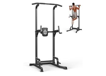 Pull up bar station