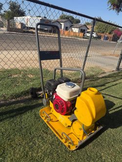 Wacker Neuson VP1550 23″ x 19.5″ Value Vibratory Plate with Wheel Kit Compactor Plate