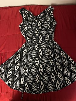 Black and White Patterned Women's Dress