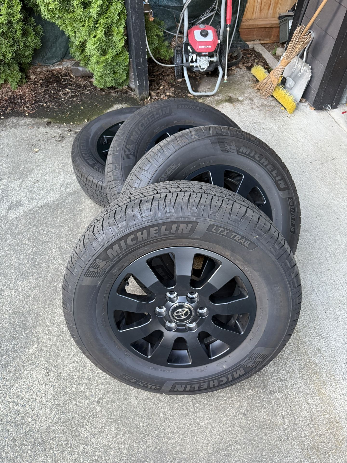 Michelin LTX Trail Tires With Toyota Wheels