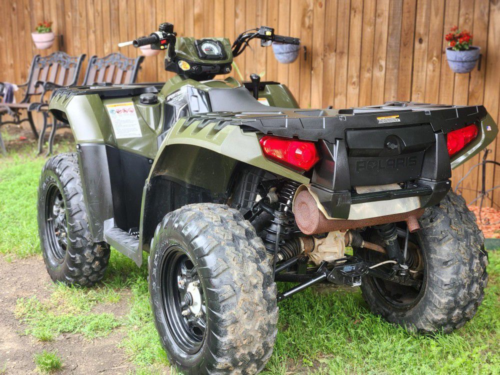 ATV POLARIS 550 !!!!