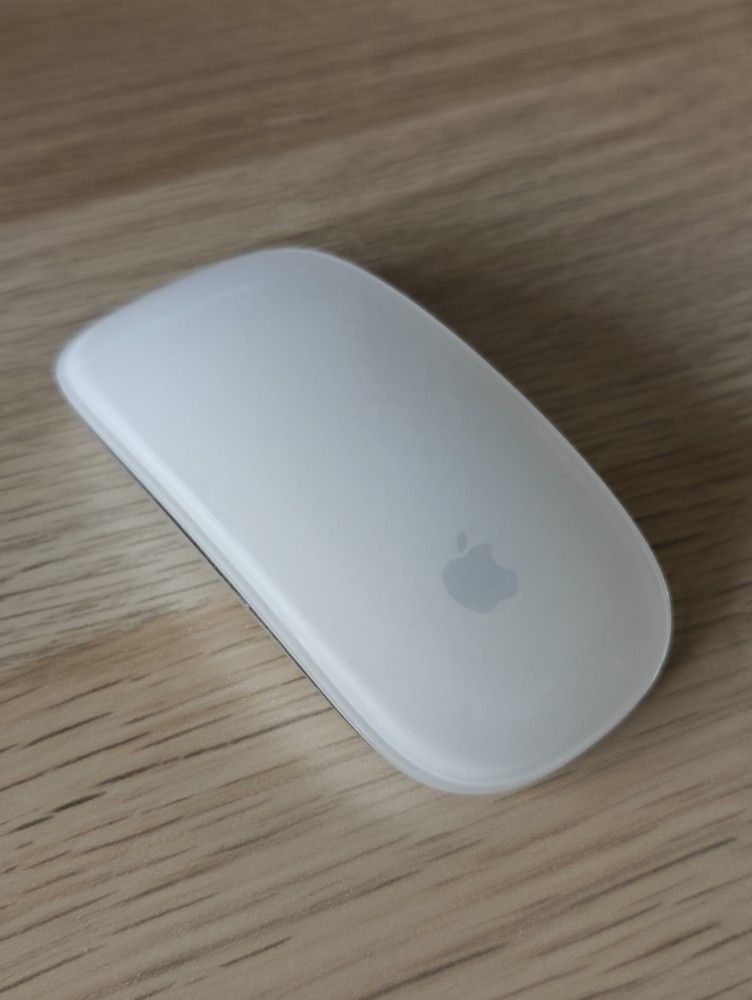 Apple Mouse