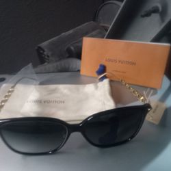 Louis Vuitton Gold Bar Glasses