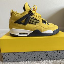 Jordan 4 Retro