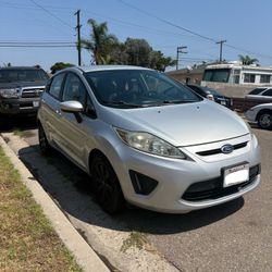 2012 Ford Fiesta Hatchback - 39 HWY MPG, BRAND NEW TIRES & BRAKES! Clean Title, SMOG CERTIFIED, Ready to Go!