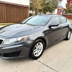 2012, Título Limpio