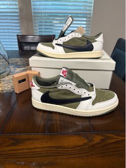 Nike Travis Scott AJ 1 Low(Size 10 men’s)