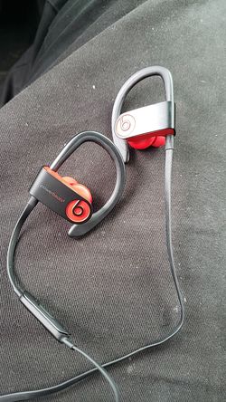 Powerbeats 3