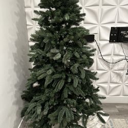 6” Christmas tree