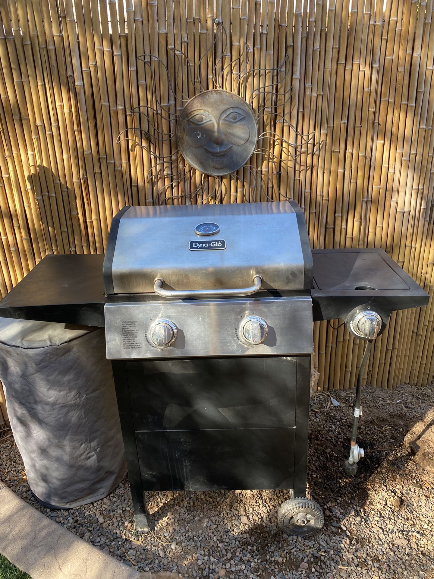 Dyne-Glo 2 Burner Propane Gas Grill W/ Cover BBQ