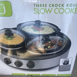 50 dollars brand new/Tru Three Crock Round Slow Cooker/ brand new 