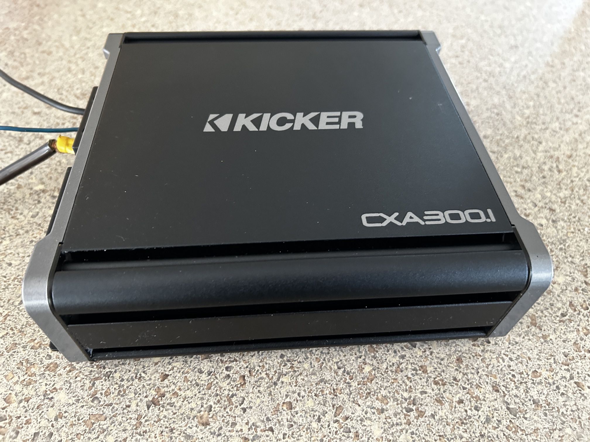 Car Amp Kicker CX Series Class D Compact Amplifier Single channel 1channel Monoblock 600watts Max Peak Power for bass only