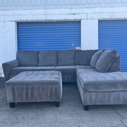 Gray Ashley furniture sectional DELIVERY AVAILABLE!🚚