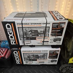 NEW Ridgid Portable Jobsite Box Toolbox 32 in. W x 19 in. H x 18 in. L