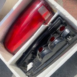 88-98 Chevy & GMC Tail Lights