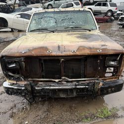 1980 ford ranger f100 300ci A/ T For Parts Only‼️