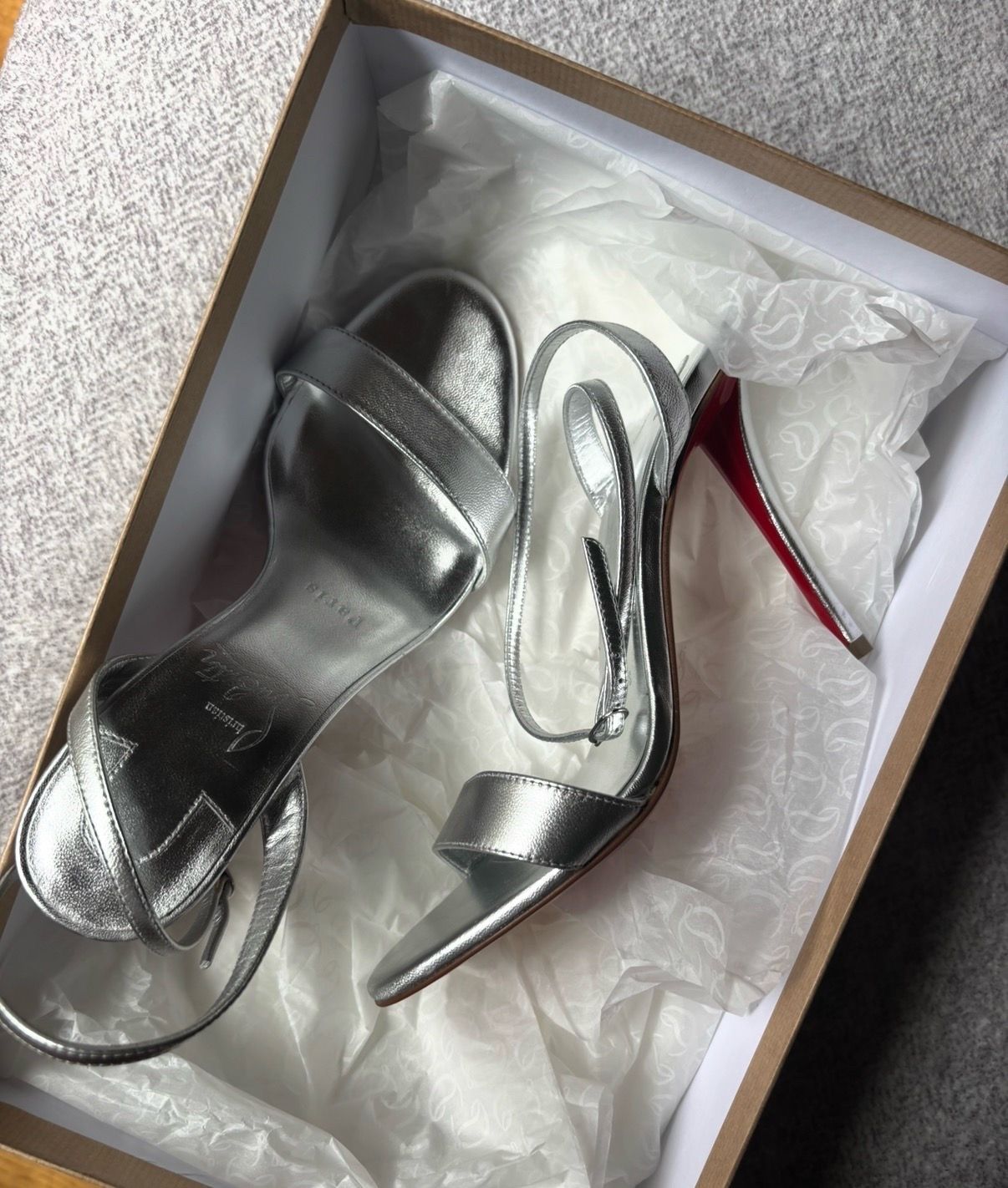 Red bottom heels size 36.5