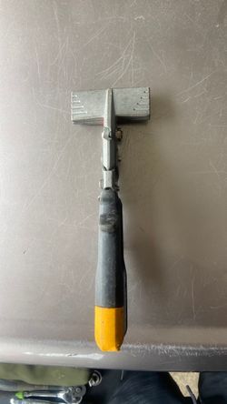 Straight jaw sheet metal hand seamer