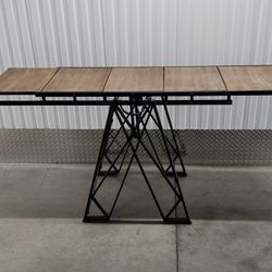 Table/ bookshelf. 