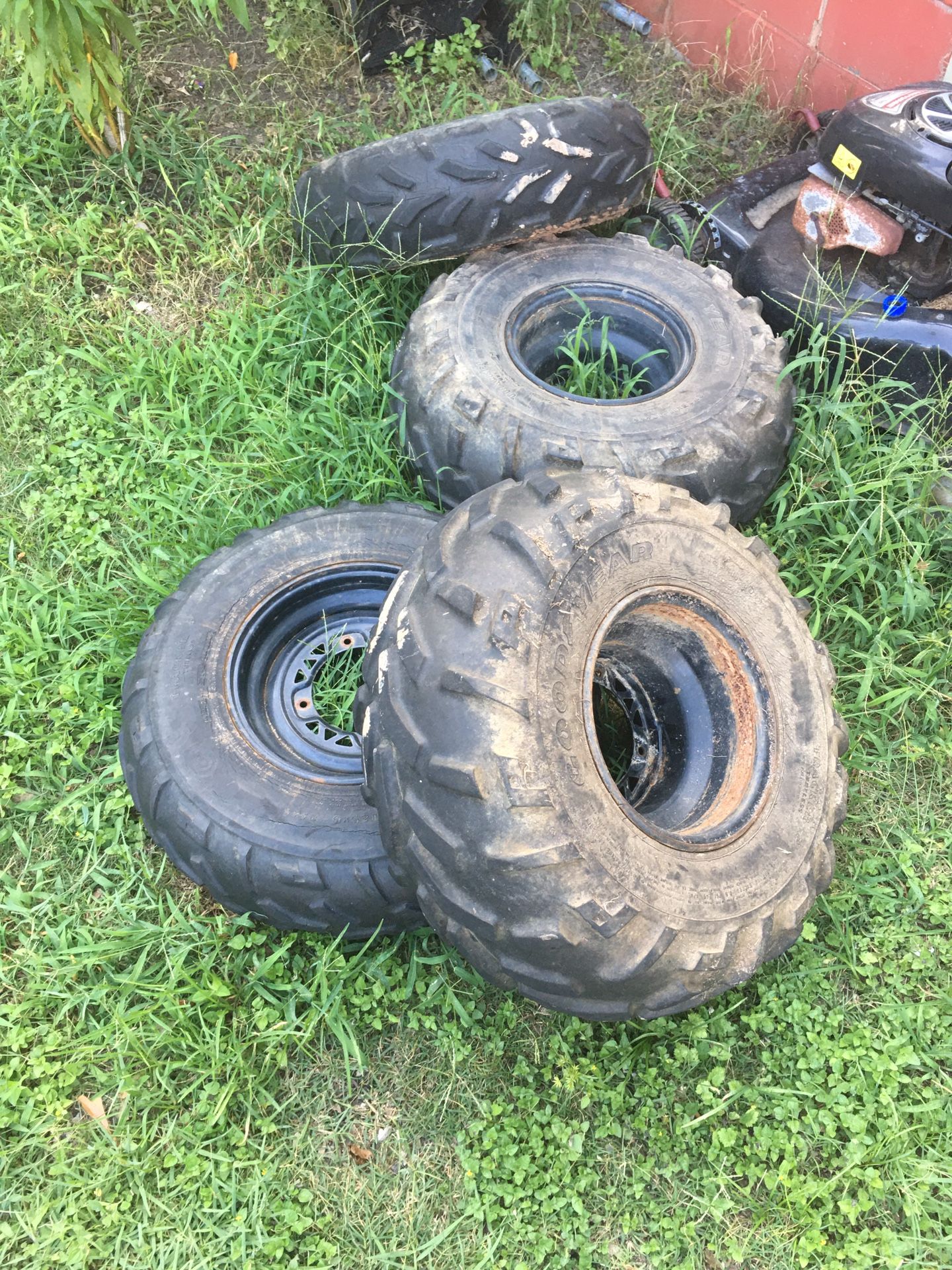 4 Wheeler Tires