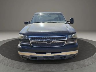2005 Chevrolet Silverado 2500 HD Crew Cab