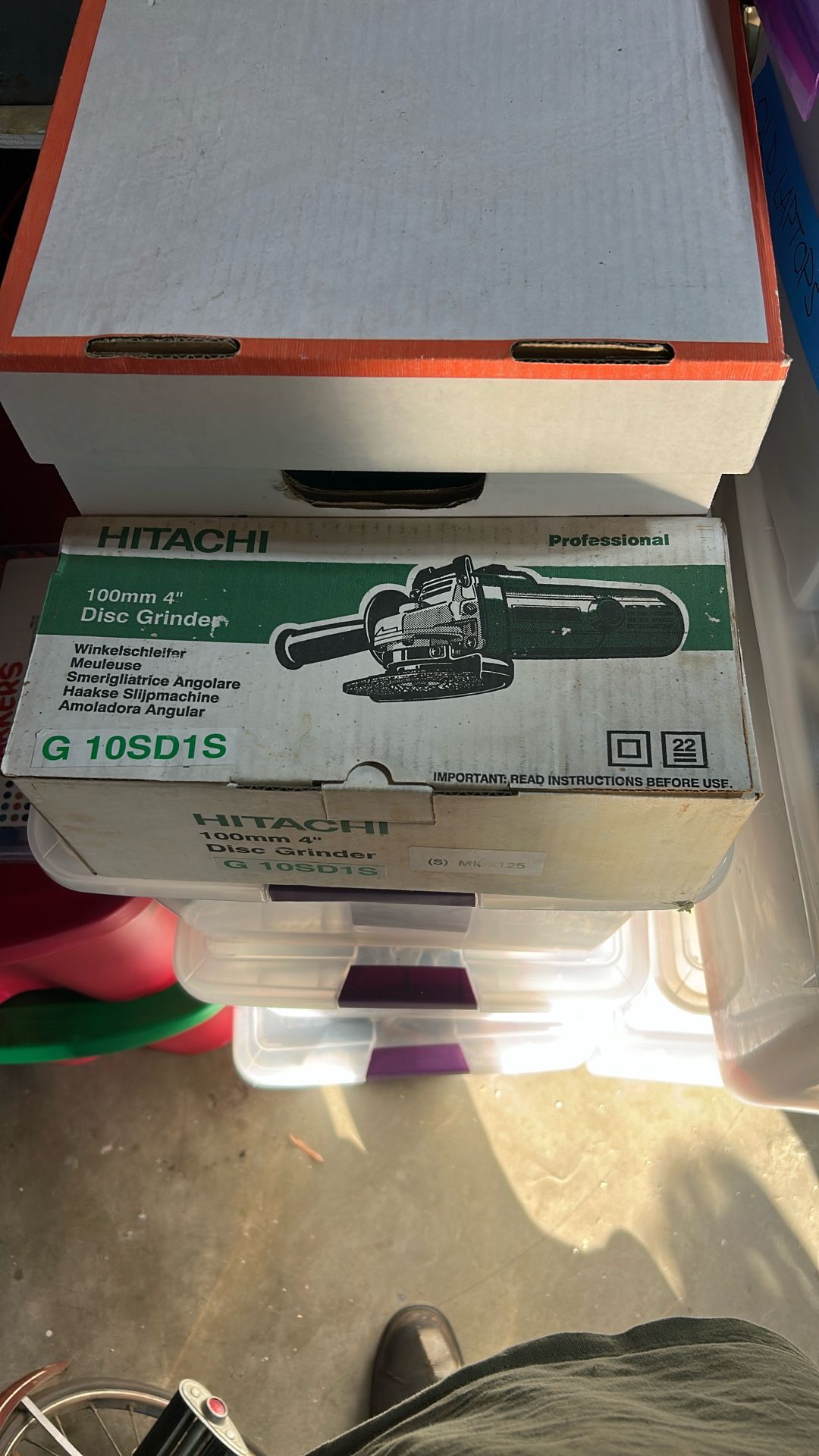 Hitachi Angle Grinder