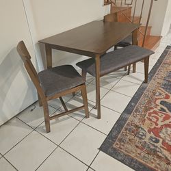 Dining Room / Kitchen Table Set