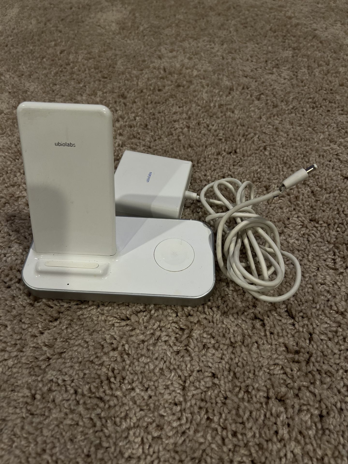 Ubio Labs 4.4 4.4 out of 5 stars (211) Ubio Labs Wireless Charging Stand for iPhone and Apple Watch