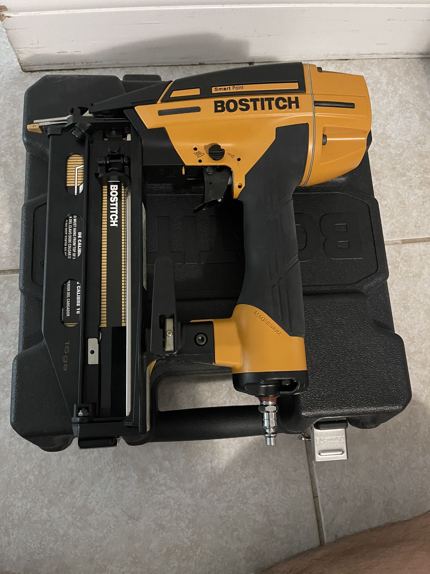 Bostitch 16 GA Strait Nailer