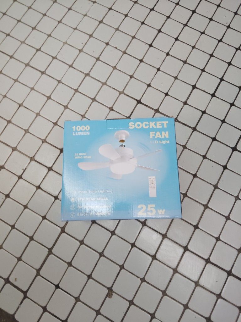 Socket Fan