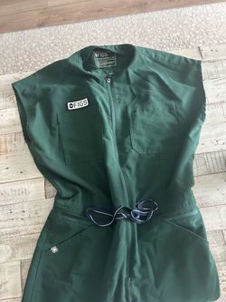 Figs scrubs