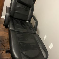 Massage Bed/ Tattoo Bed
