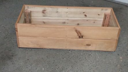 Vegetable grow box