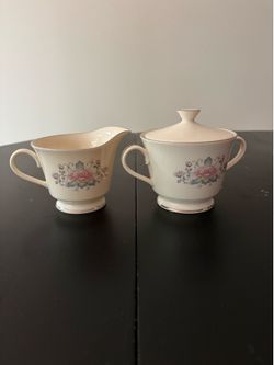 Lenox Charleston Creamer and Sugar Set -Price is Firm