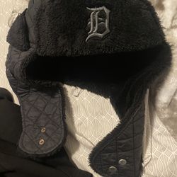 Genuine Merchandise Black Quilted Faux-Fur Trapper Hat