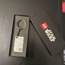 Mandalorian Beskar Keychain 