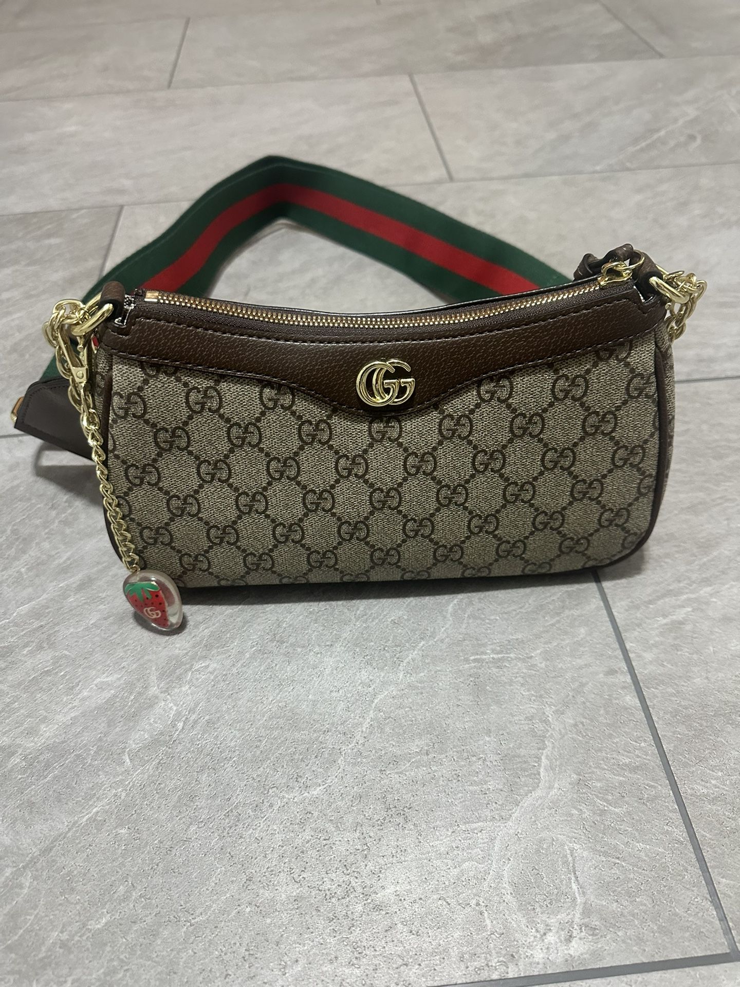 Gucci Shoulder Bag / Ophidia Beige With Strawberry $400